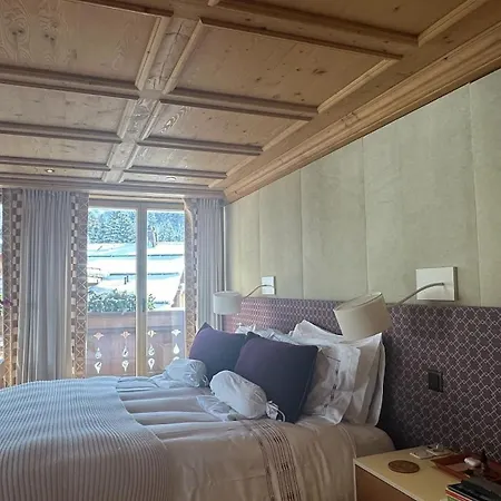 Apartment Luxurious Alpine Flat With Amenities